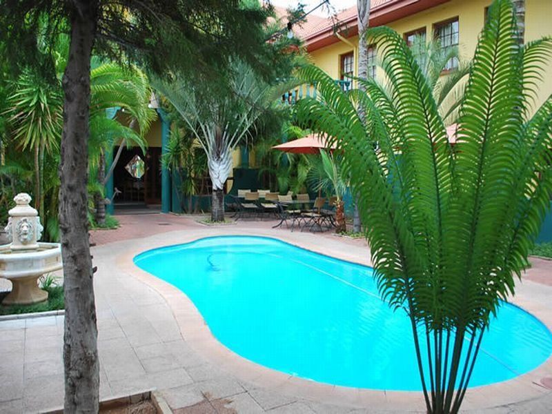 Makalani Hotel Tsumeb Esterno foto