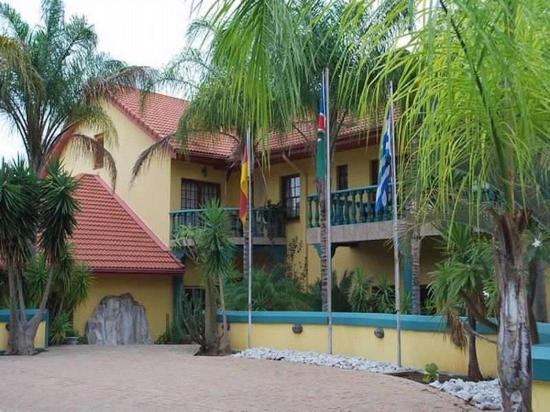 Makalani Hotel Tsumeb Esterno foto